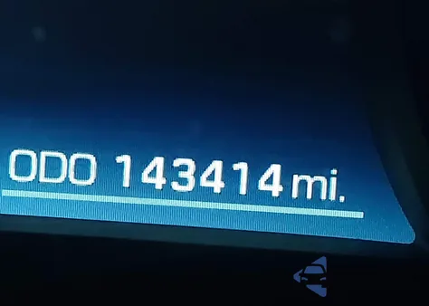 2015 Hyundai Equus Signature z USA, uszkodzony, nr VIN KMHGH4JH7FU098248